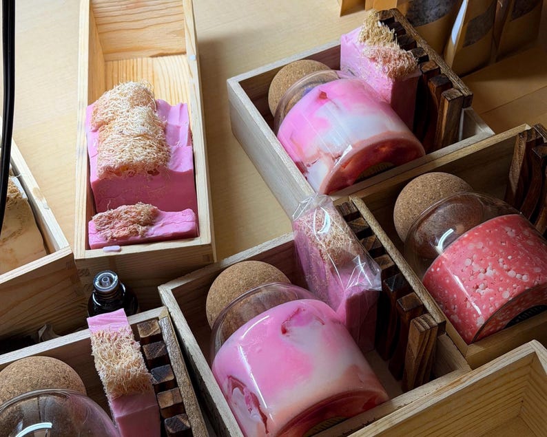 Luxury Candle & Soap Gift Set - Image 16